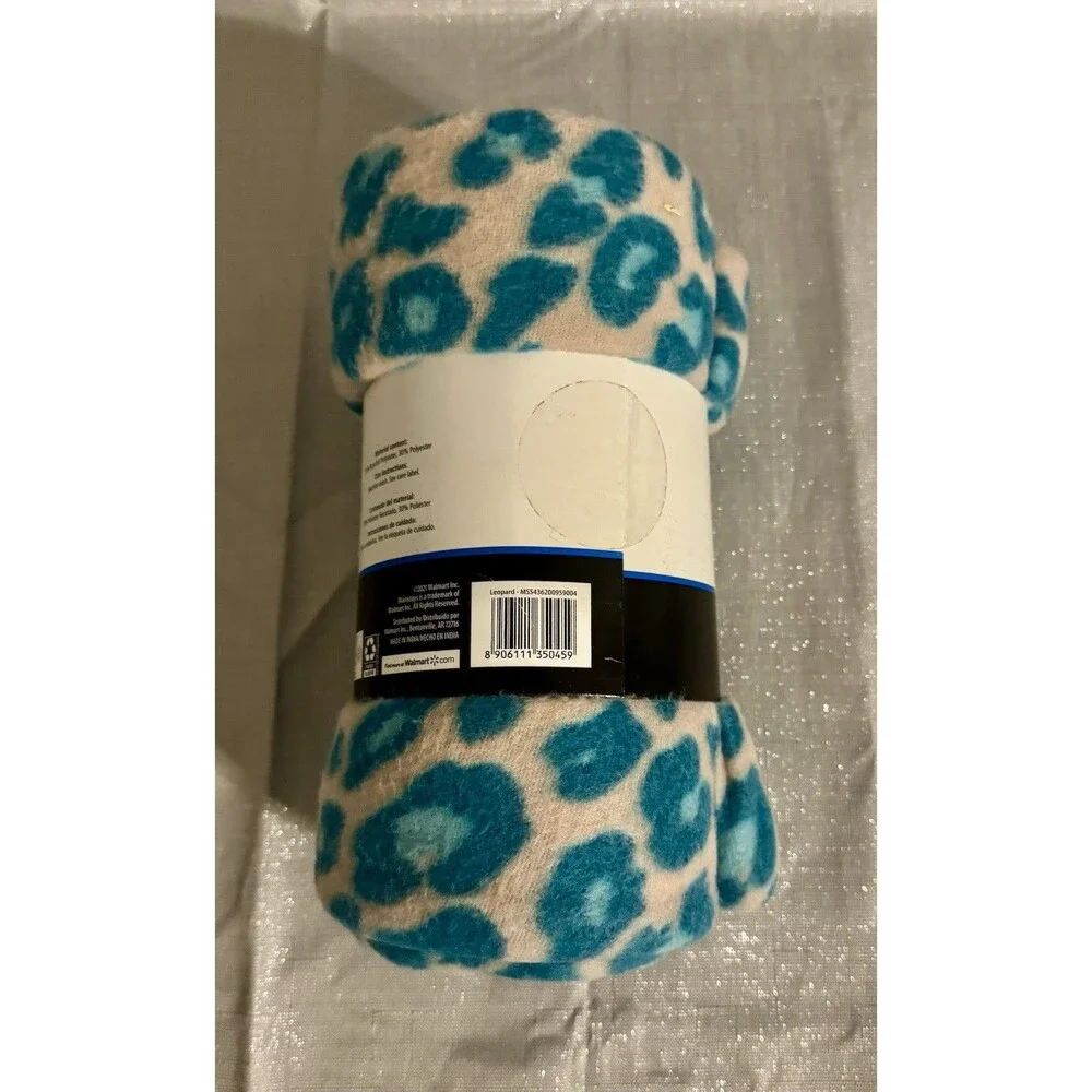 MainStay Tan/Beige Leopard Green/Aqua spots pattern Theme 50x60 fleece throw